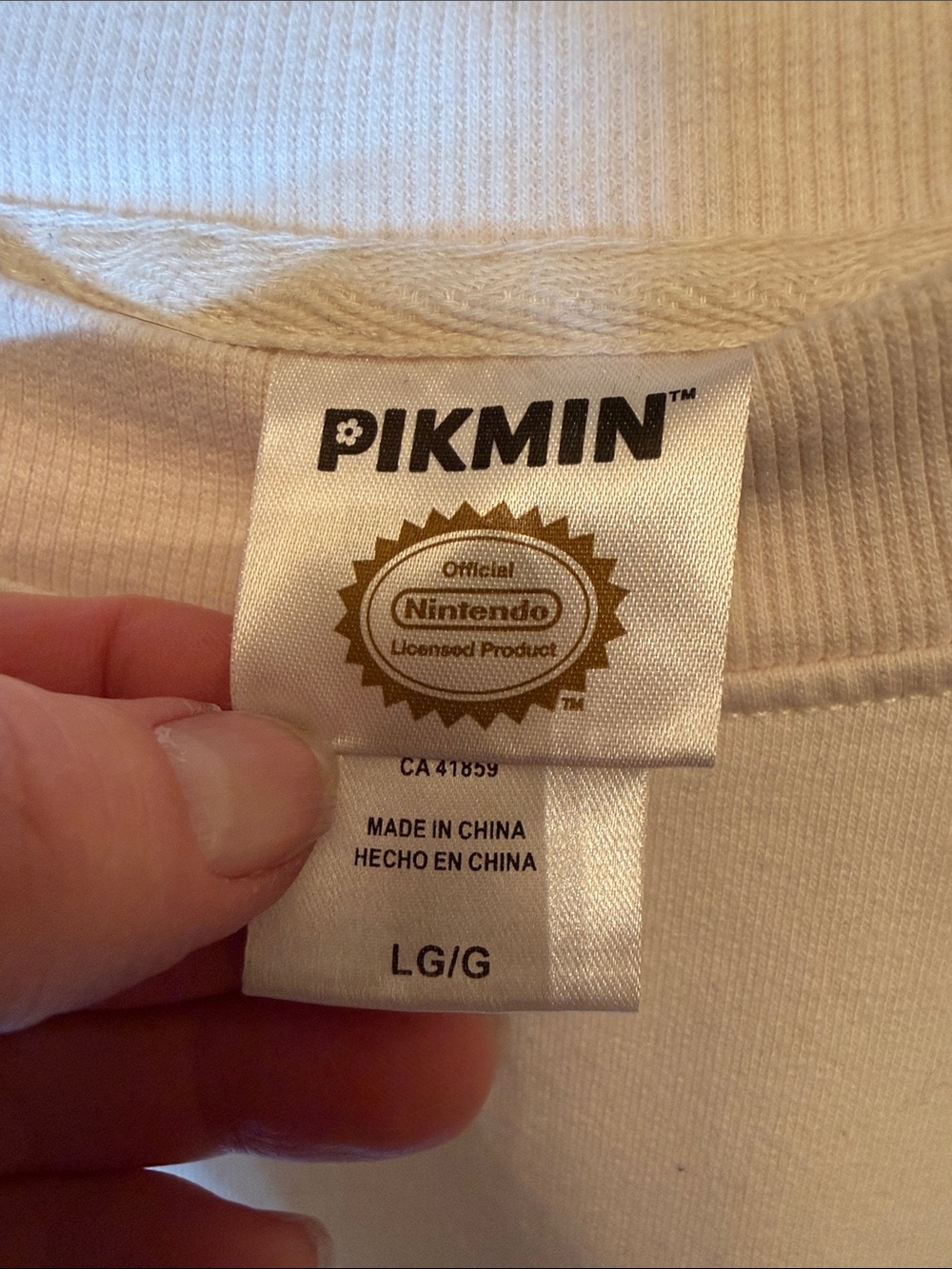 Nintendo Pikmin Graphic Cropped Sweatshirt Oversized Cute Gamer Cozy White Large - Picture 2 of 13